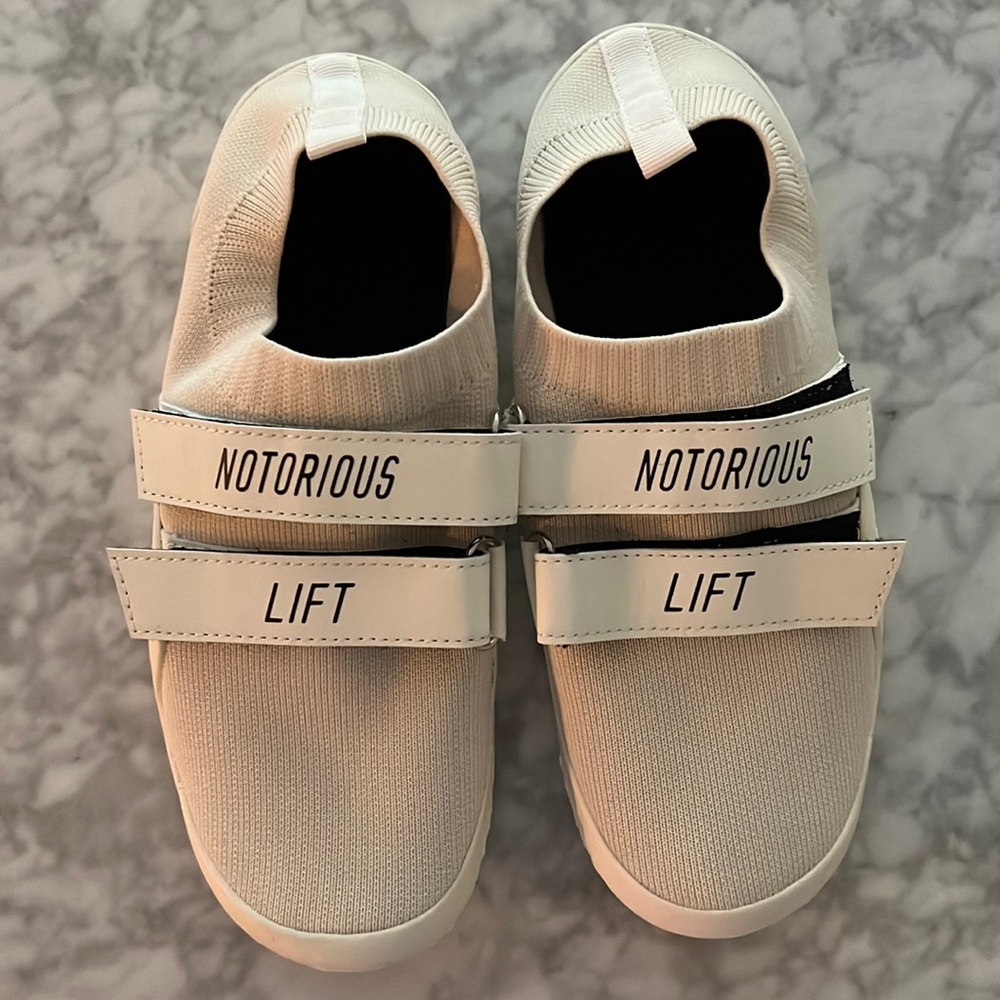 Notorious Lift Sumo Slippers